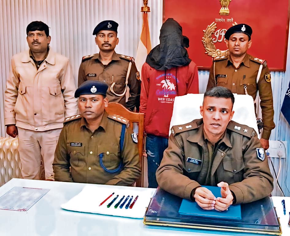 Gopalganj News  : झीरवा पंचायत के पूर्व मुखिया की जमीन विवाद में हुई हत्या, पूछताछ में शूटर और लाइनर ने कबूला जुर्म