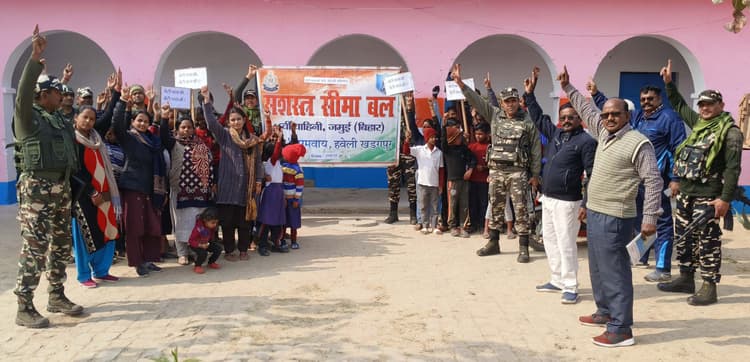 बेटियां हर क्षेत्र में पुरुषों के कंधे से कंधे मिलाकर कर रही काम : अनिल