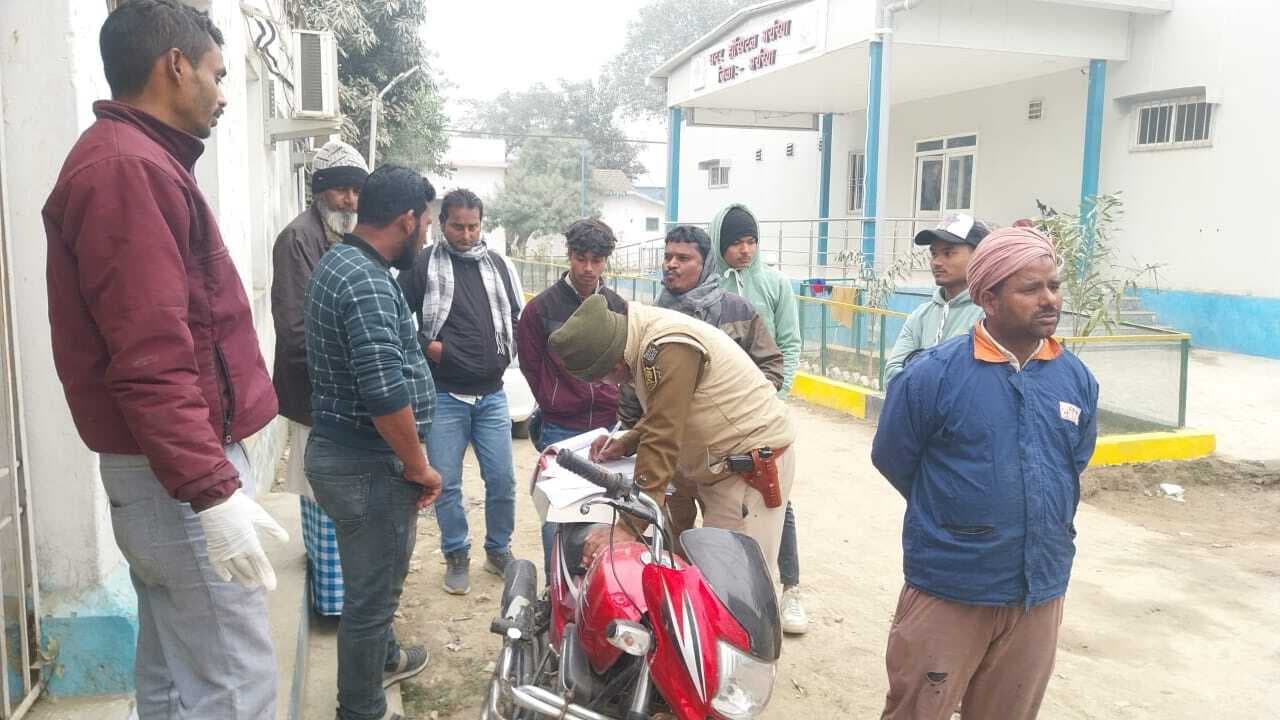 ट्रैक्टर के नीचे दब कर चालक की मौत