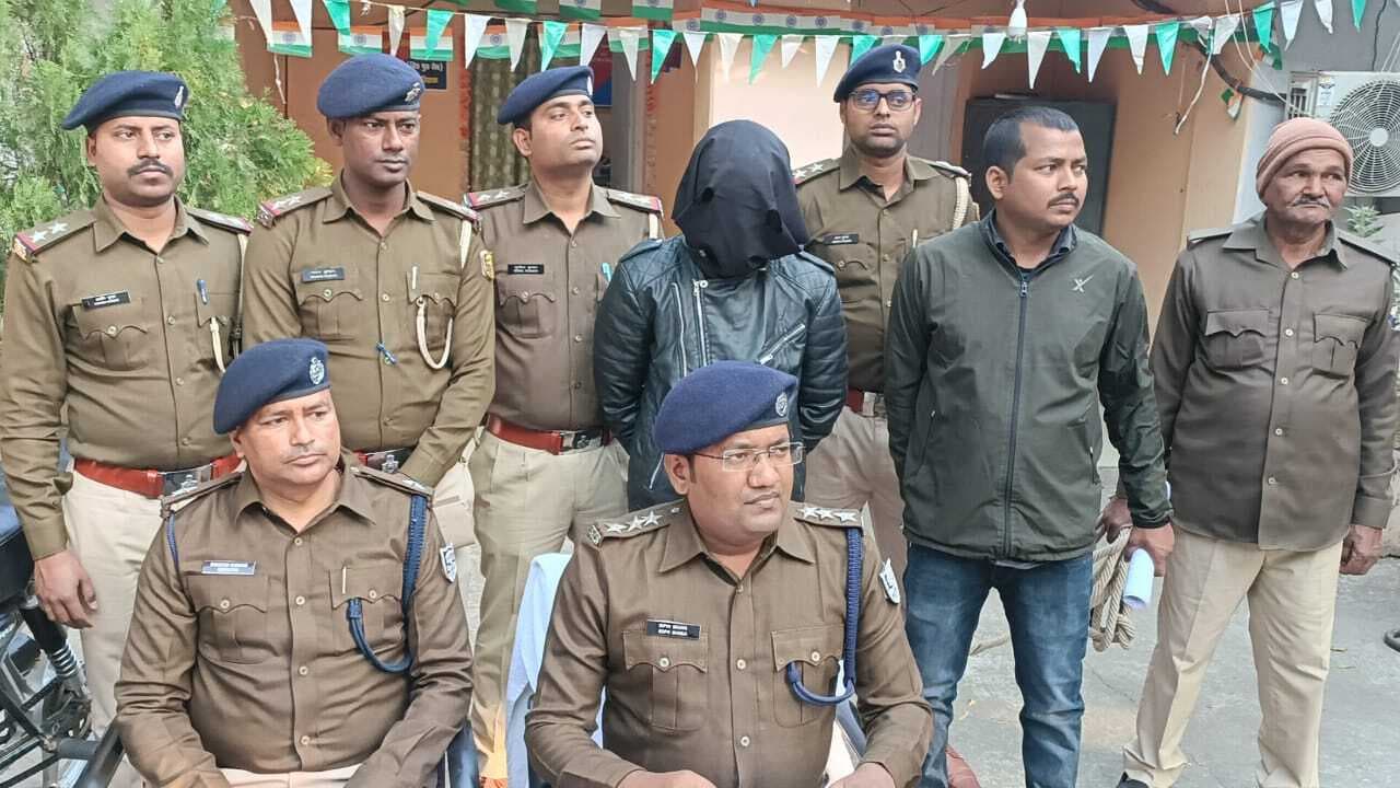 बांका में मोटरसाईकिल चोर गिरोह का मास्टरमाइंड मो. नवाज गिरफ्तार