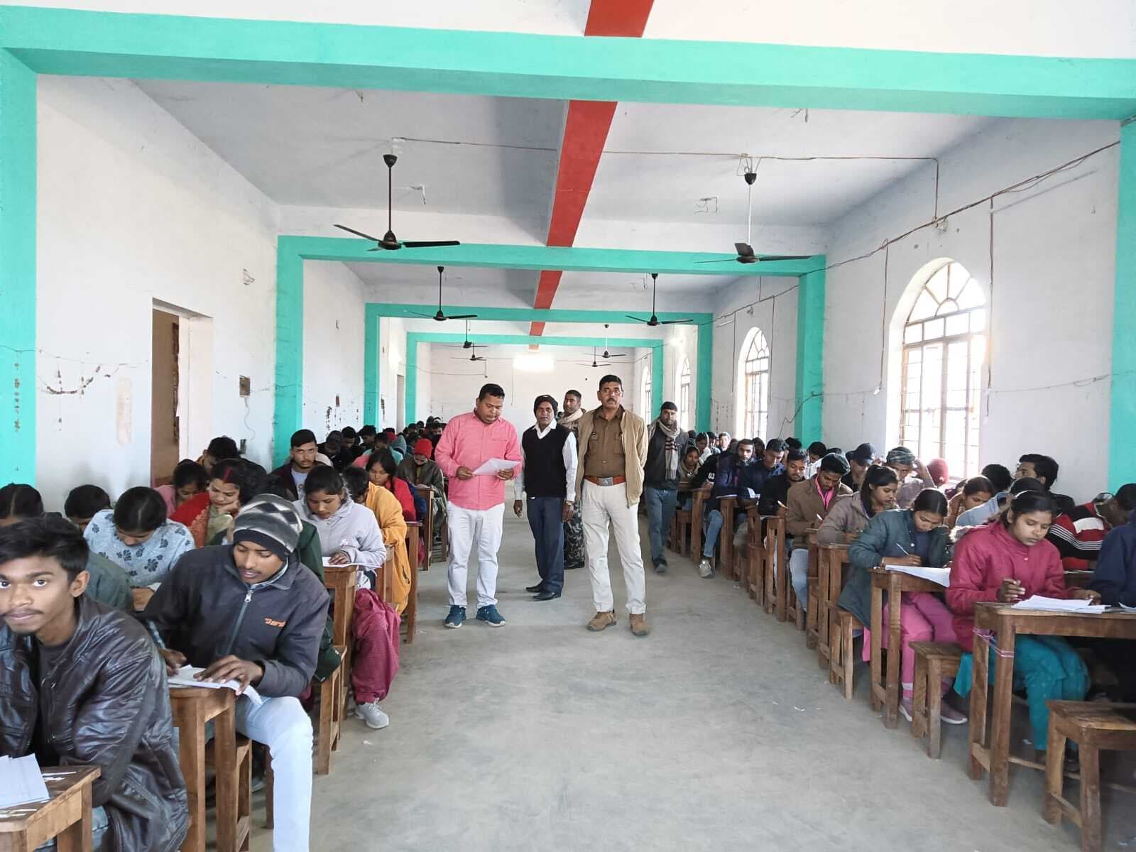 सेमेस्टर वन की परीक्षा में शामिल हुए 1208 परीक्षार्थी