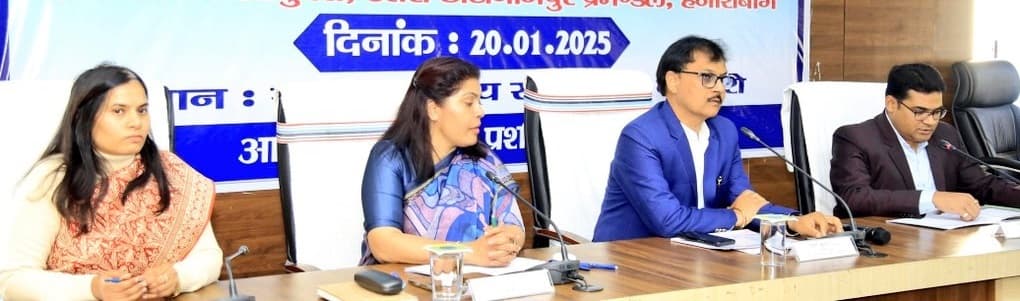 Bokaro News : म्यूटेशन के लंबित मामलों को लेकर चास सीओ जुर्माना