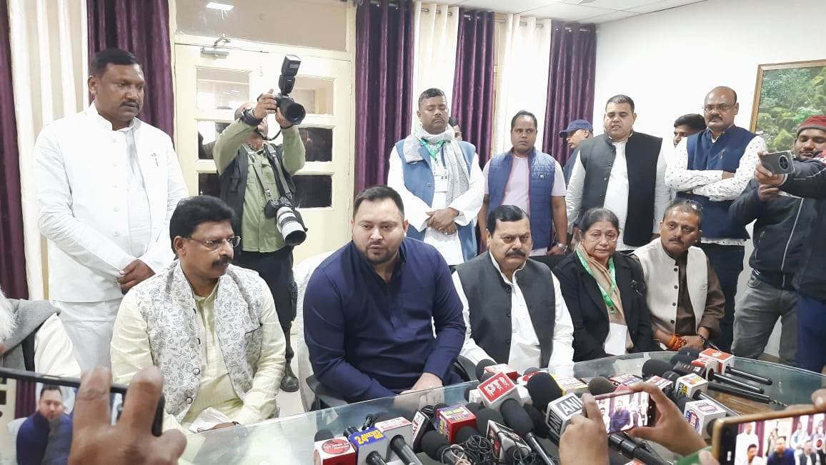 Aurangabad News : सीएम के पास न विजन न ब्लू प्रिंट : तेजस्वी