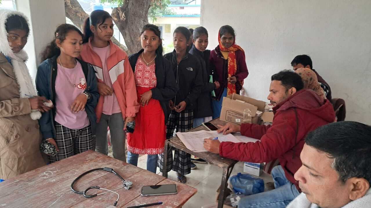 एनीमिया मुक्त भारत अभियान के तहत की स्वास्थ्य जांच