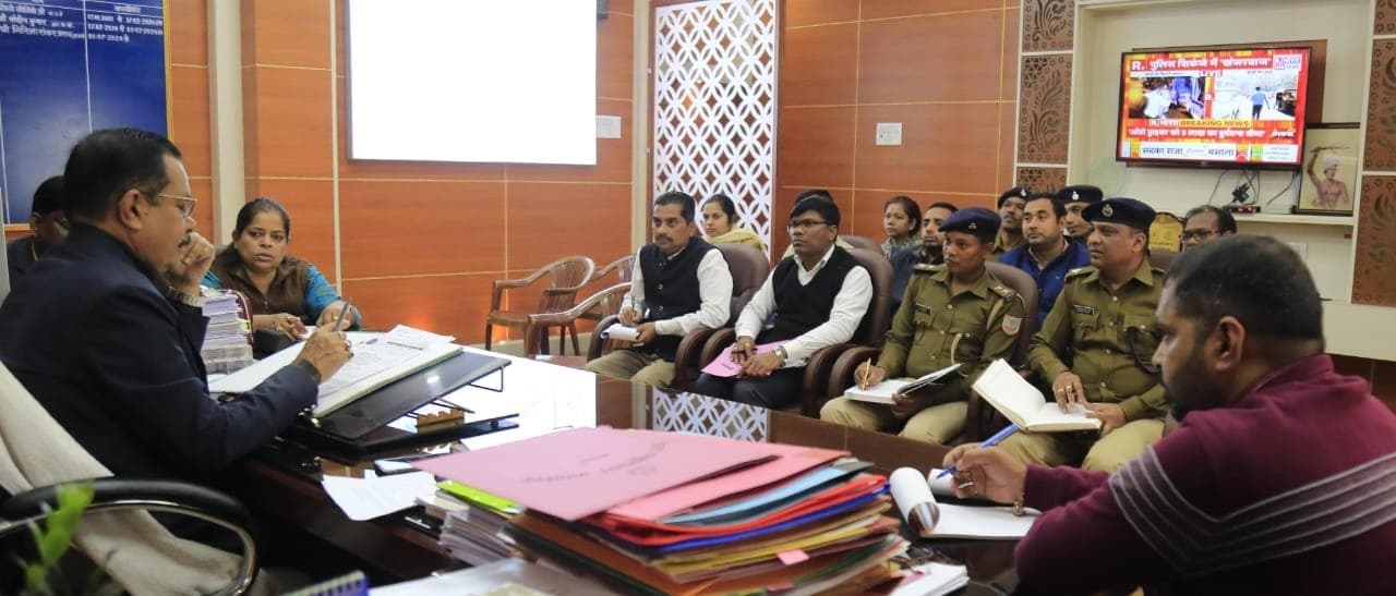 Bokaro News : 26 जनवरी की झांकी में दिखेगा जगन्नाथ मंदिर, पुलिस विभाग डिजिटल अरेस्ट के प्रति करेगा जागरूक