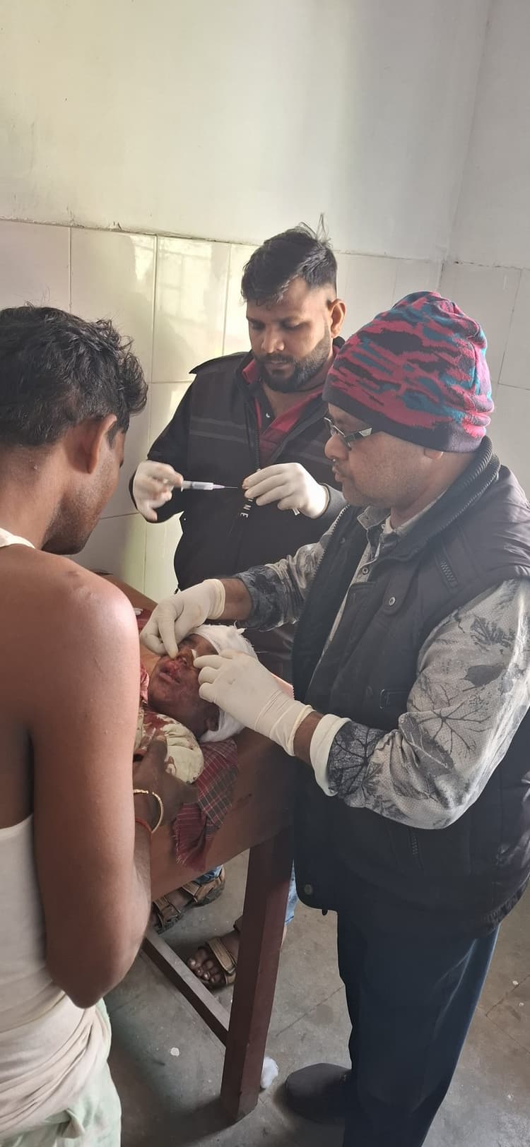 Giridih News : चार साल के मासूम पर टूट पड़ा खूंखार कुत्तों का झुंड