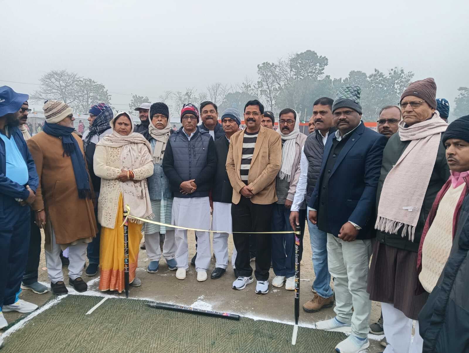 कोशी कप क्रिकेट टूर्नामेंट का हुआ शुभारंभ, जनप्रतिनिधियों ने किया उद्घाटन