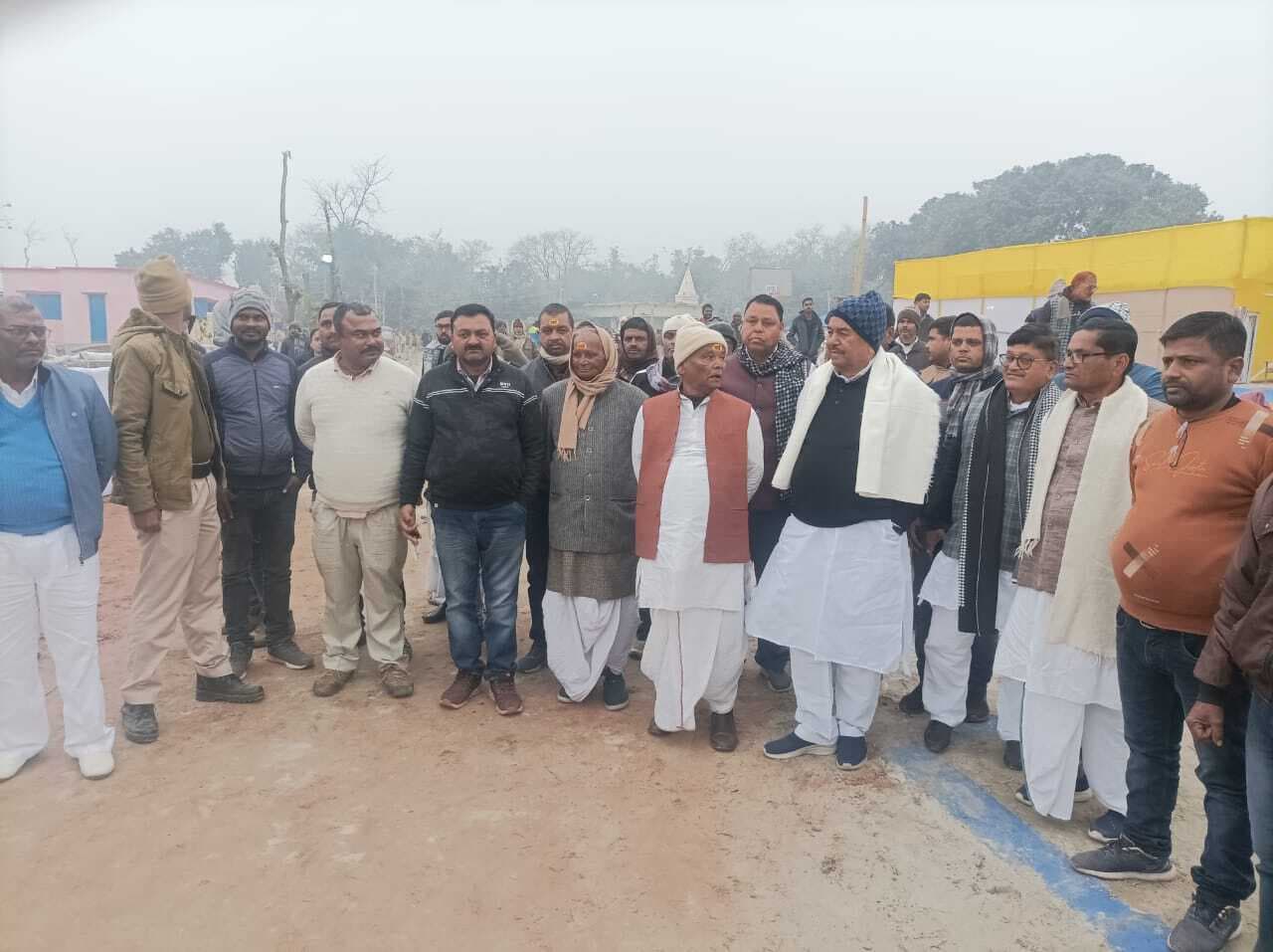 सांसद व विधायक ने तेलवा में की गयी तैयारियों का लिया जायजा