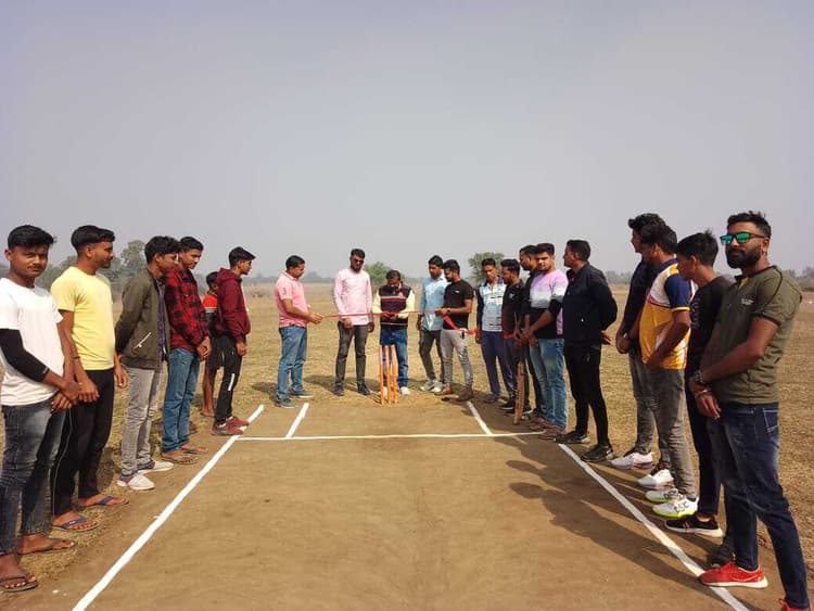 विपिन- इलेवन ने माही इलेवन को तीन रन से हराया