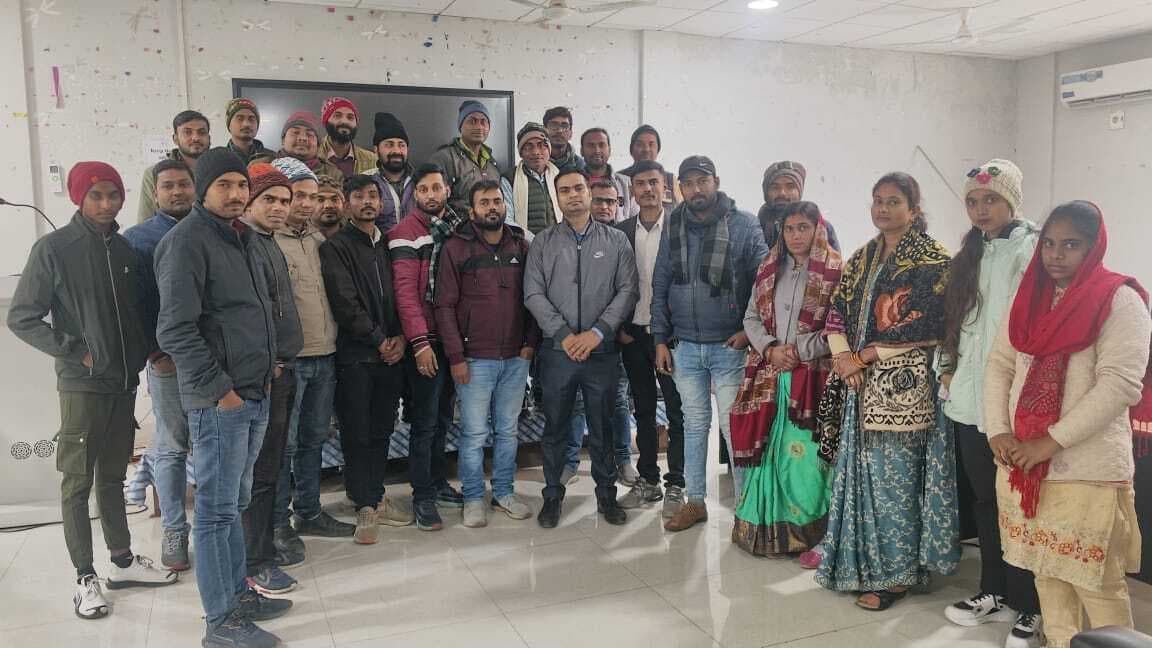 कुशल युवा केंद्र के संचालकों की हुई बैठक