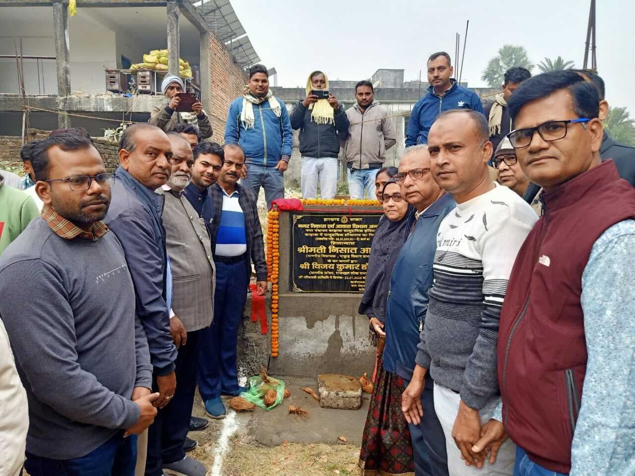 विधायक ने नपं में करीब 37 लाख रुपये की योजनाओं का किया शिलान्यास