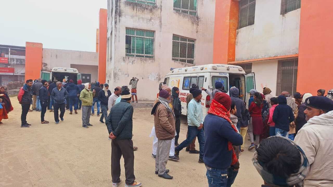 दो टेंपो की टक्कर में पूजा कराने जा रहे पुरोहित की मौत, चार घायल