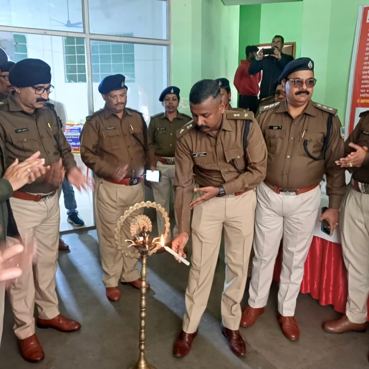 Dhanbad News:साइबर फ्रॉड, धोखाधड़ी व रोजगार के नाम पर ठगी सहित 222 मामले आये, 26 का हुआ निष्पादन