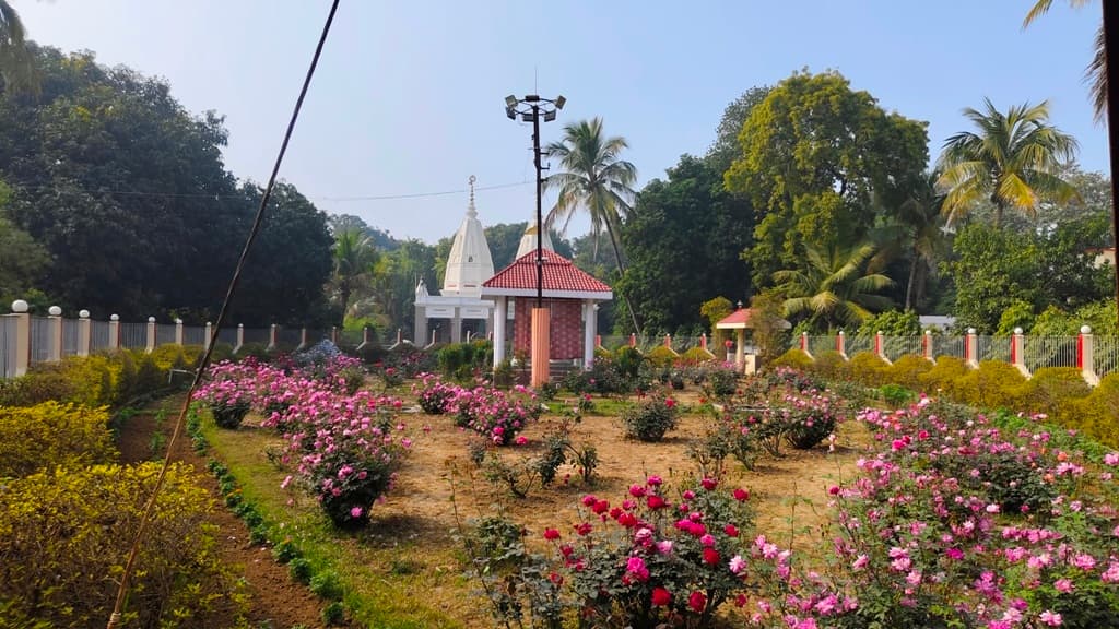 गुरुधाम आश्रम में पांच दिवसीय वार्षिकोत्सव को लेकर तैयारियां शुरू