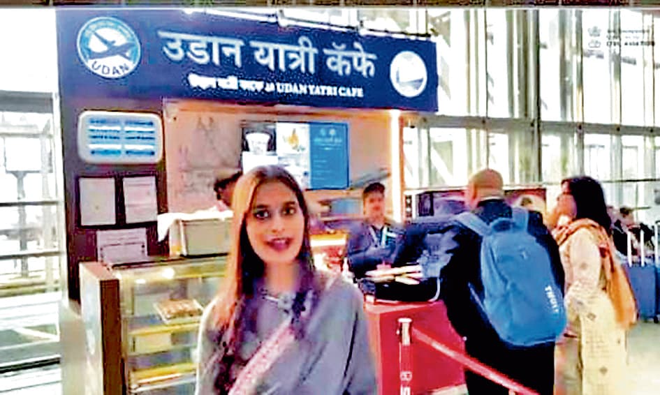 ‘उड़ान यात्री कैफे’ में हर दिन आ रहे 900 कस्टमर