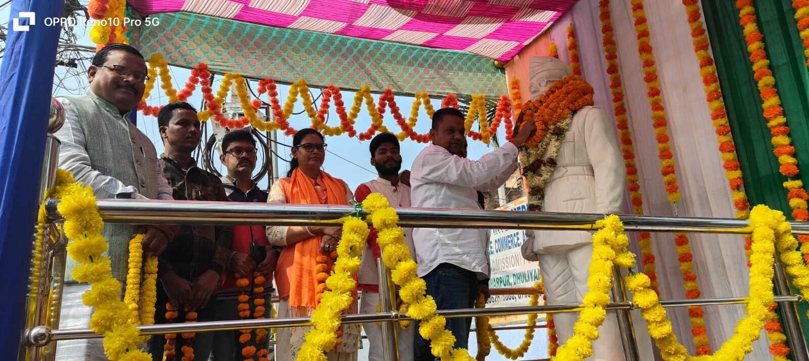 राजनीतिक दलों ने जयंती पर नेताजी सुभाषचंद्र बोस को किया याद