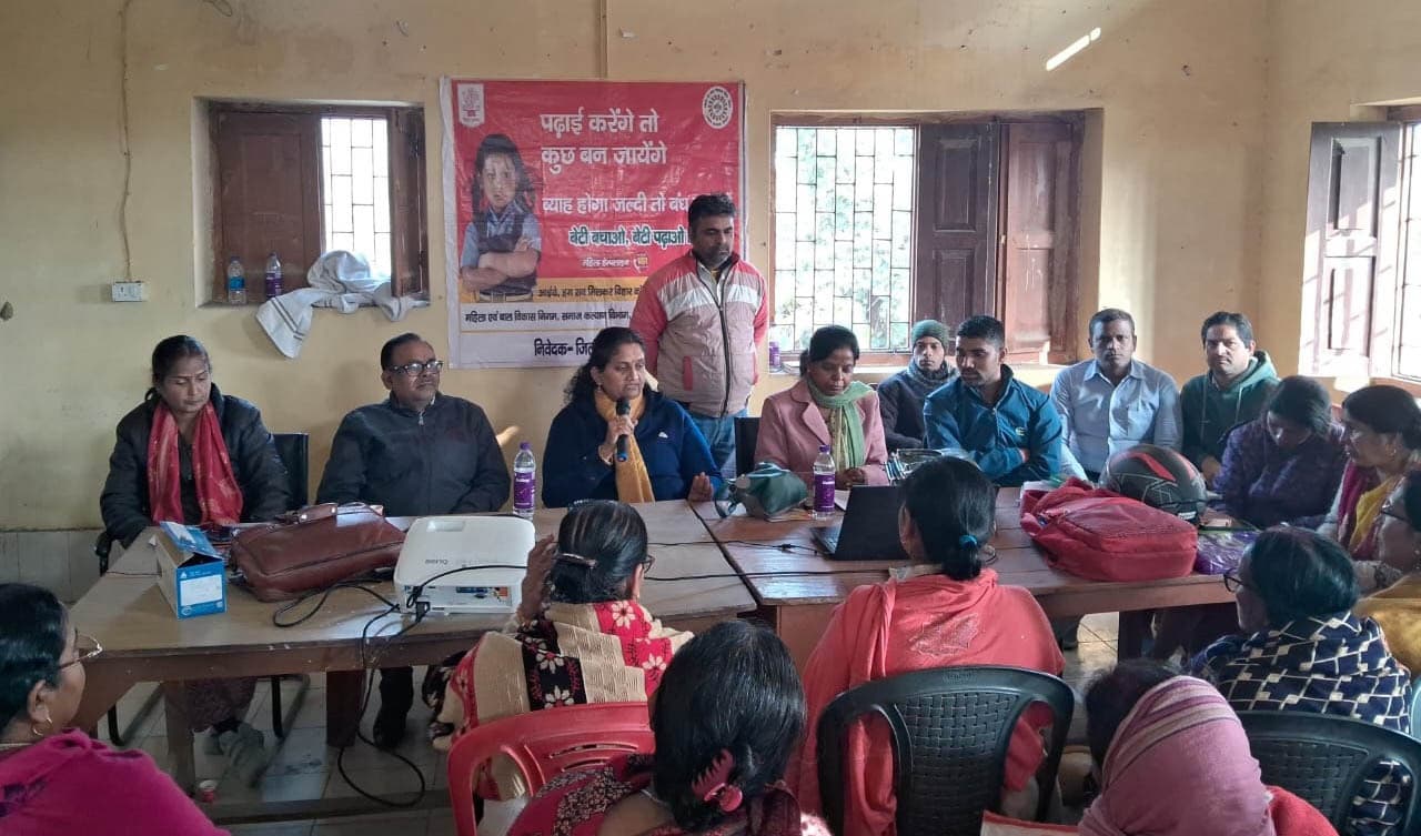 बेटी बचाओ बेटी पढ़ाओ कार्यक्रम बेहतर कार्य के लिए सेविका बधाई के पात्र : डीपीओ