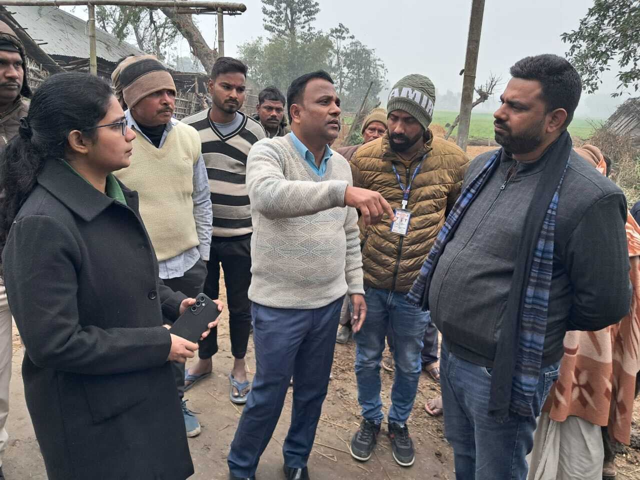 नयानगर अस्पताल की जमीन का अधिकारियों ने लिया जायजा