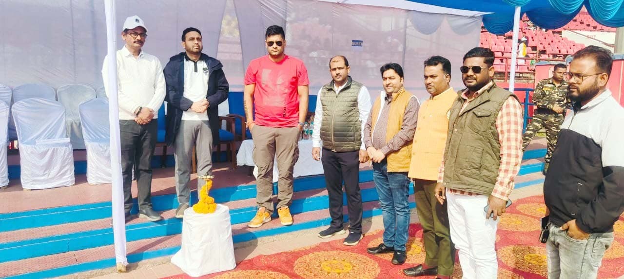 sports day : पूर्व अंतरराष्ट्रीय क्रिकेटर सौरभ तिवारी ने बच्चों का बढ़ाया हौसला