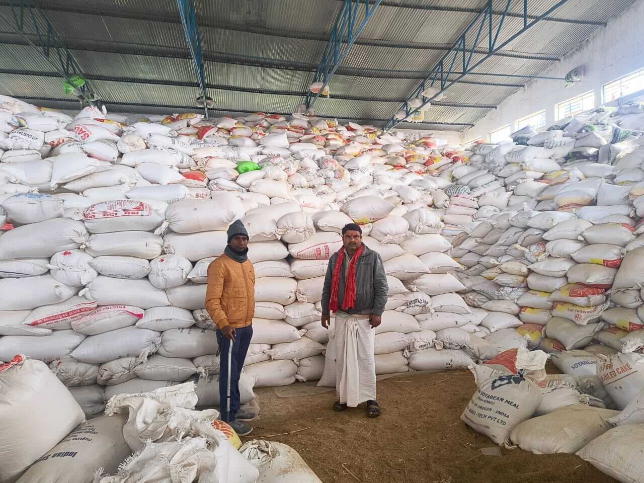 रामगढ़ चौक प्रखंड में 684 किसानों से हुई धान की अधिप्राप्ति