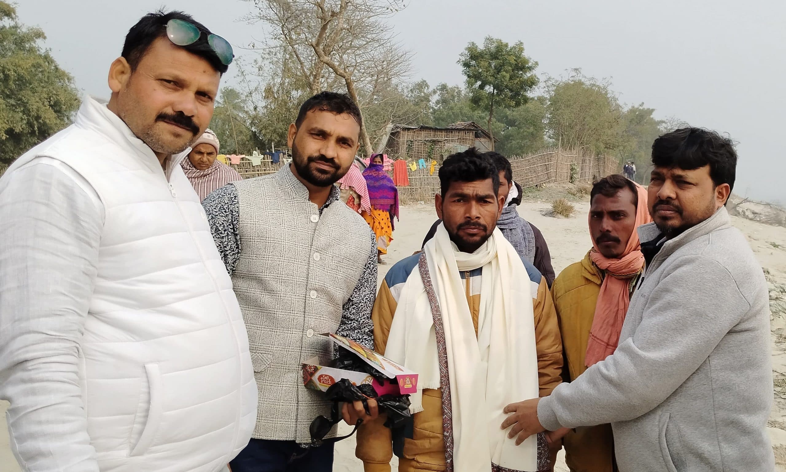 नाव दुर्घटना में डूबकर लापता छह वर्षीय स्वीटी व सुदामा का छठे दिन भी पता नहीं चला