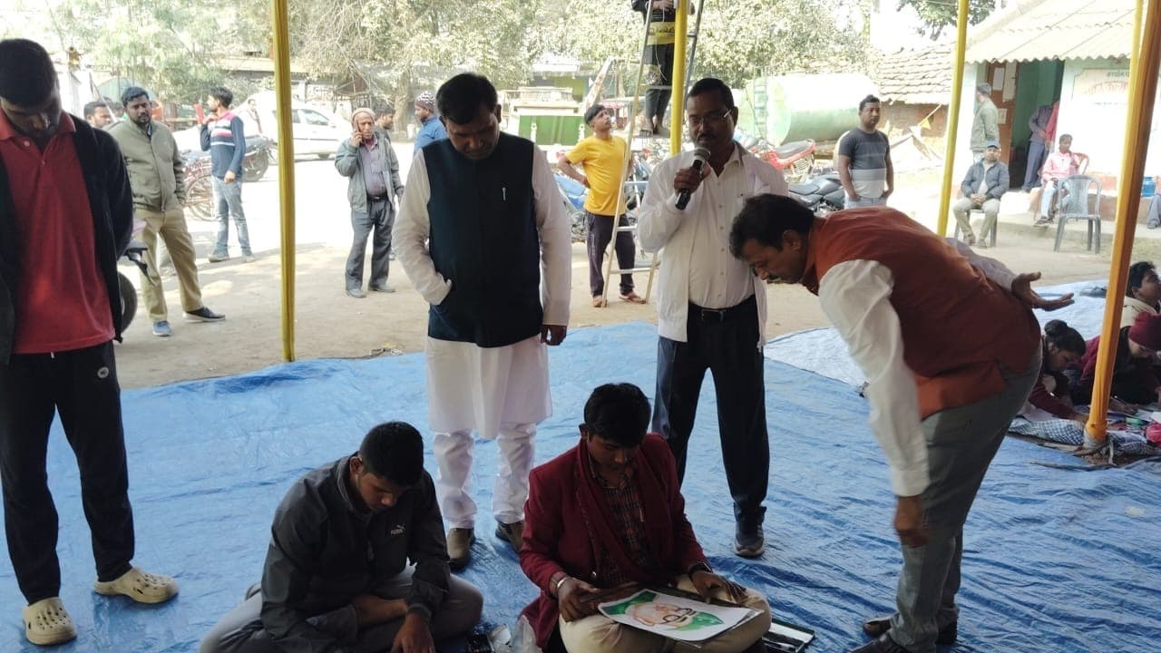 बच्चों ने प्रतियोगिता में अपने ज्ञान का दिया परिचय