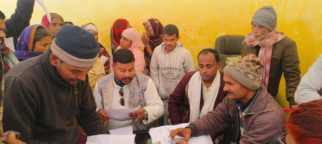 जॉब कार्ड बनाने को ले बौरना में लगाया गया शिविर