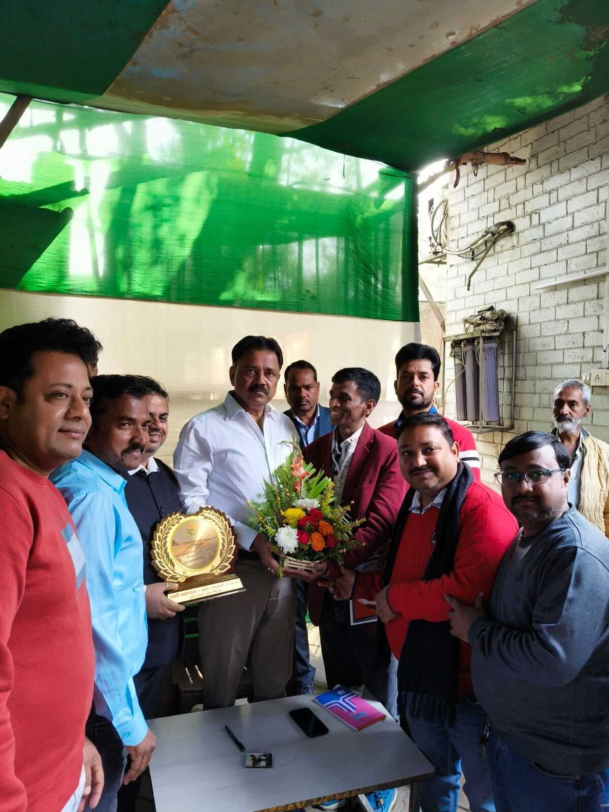 Giridih News :नगर विकास मंत्री से मिली उसरी बचाओ अभियान की टीम