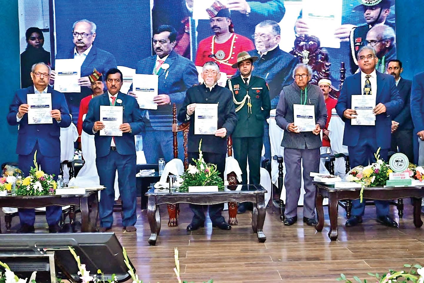 ranchi news : झारखंड ओपन यूनिवर्सिटी का स्थापना दिवस मना, राज्यपाल ने कहा : शैक्षणिक संस्थान ही नहीं, बल्कि लोगों की आशा का केंद्र है झारखंड ओपन यूनिवर्सिटी