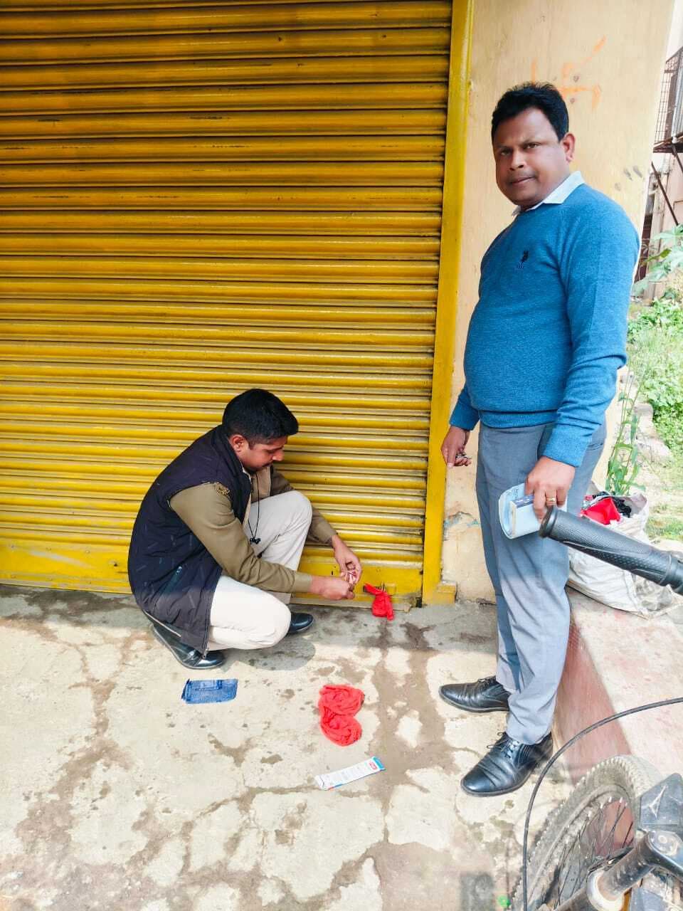 Jamshedpur news. ट्रेड लाइसेंस नहीं होने पर मानगो में दुकान सील