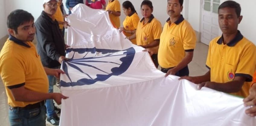 Jamshedpur news. आज टाटानगर स्टेशन पर सबसे ऊंचा और बड़ा तिरंगा फहरेगा