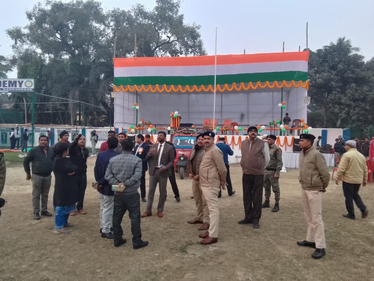 आज शान से लहरायेगा तिरंगा