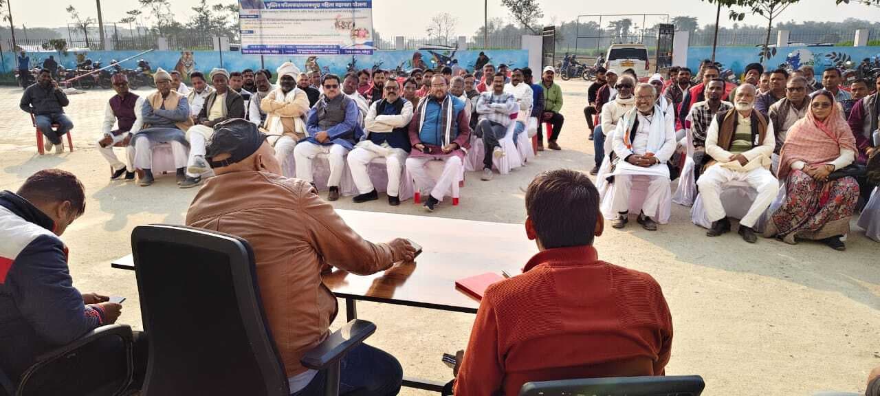 मुख्यमंत्री के आवागमन को लेकर एसडीओ ने की बैठक