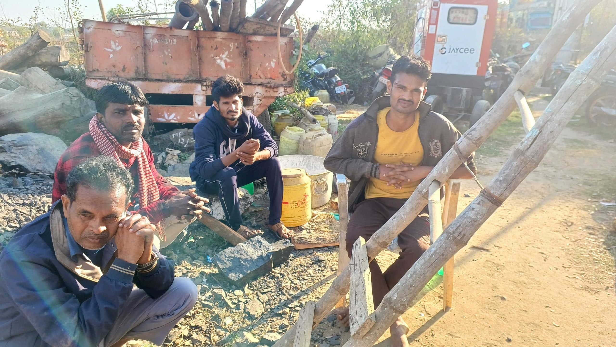 Deoghar News : दो भाइयों का अपहरण कर 10 लाख रुपये मांगी फिरौती, पुलिस दबिश से छूटे