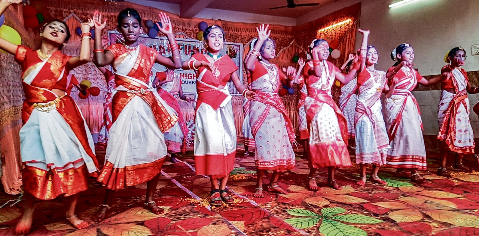 Rourkela News: सोशल मीडिया को मनोरंजन नहीं, ज्ञानार्जन का माध्यम बनायें विद्यार्थी : शारदा नायक