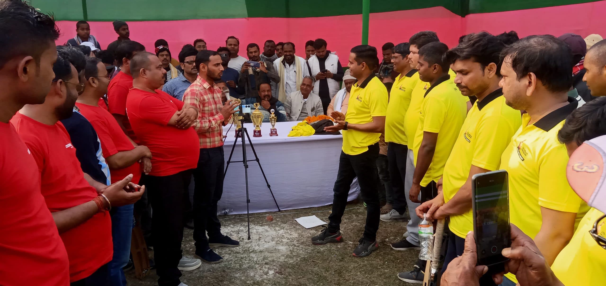 प्रशासन व प्रतिनिधि इलेवन के बीच खेला गया क्रिकेट मैच, प्रशासन इलेवन की टीम रही विजयी