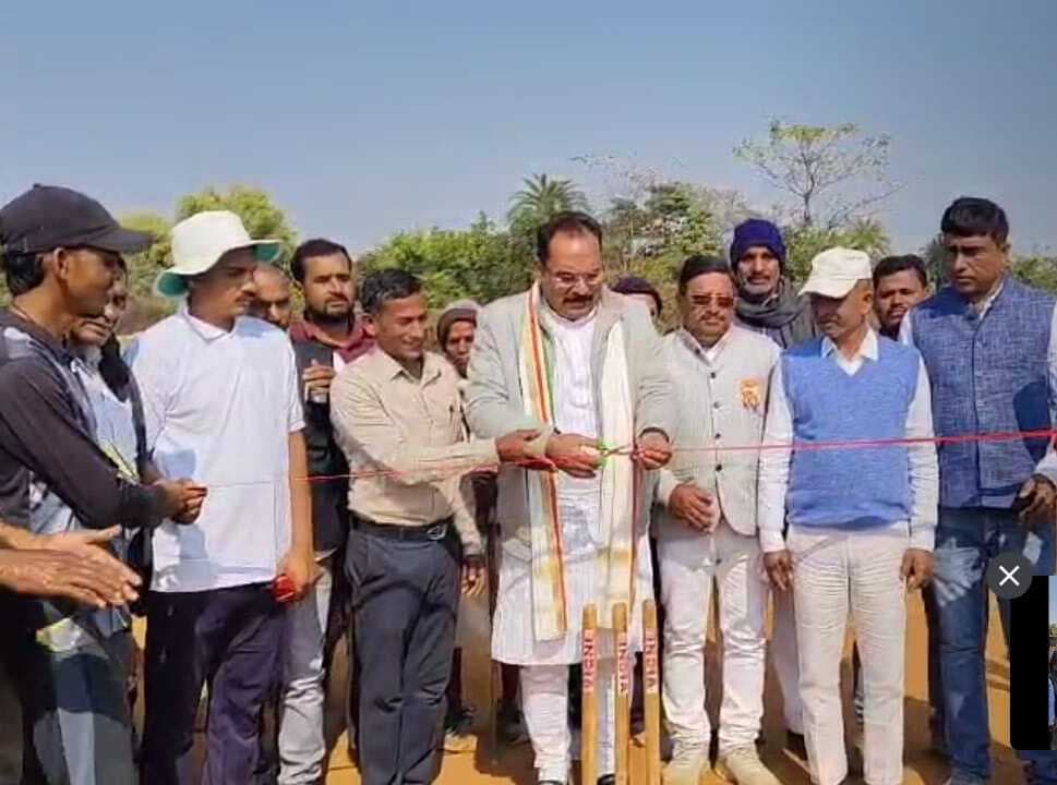 हरिलवा ने तीन विकेट से जयपुर को हराया