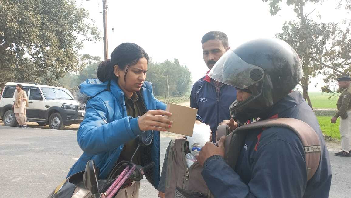 चलाया गया वाहन चेकिंग अभियान