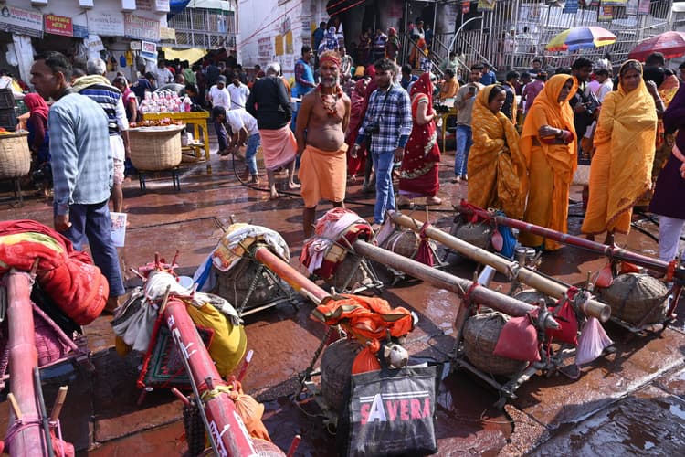 Deoghar News : मौनी अमावस्या व बसंत पंचमी की तैयारी शुरू, पहुंचने लगे तिलकहरू