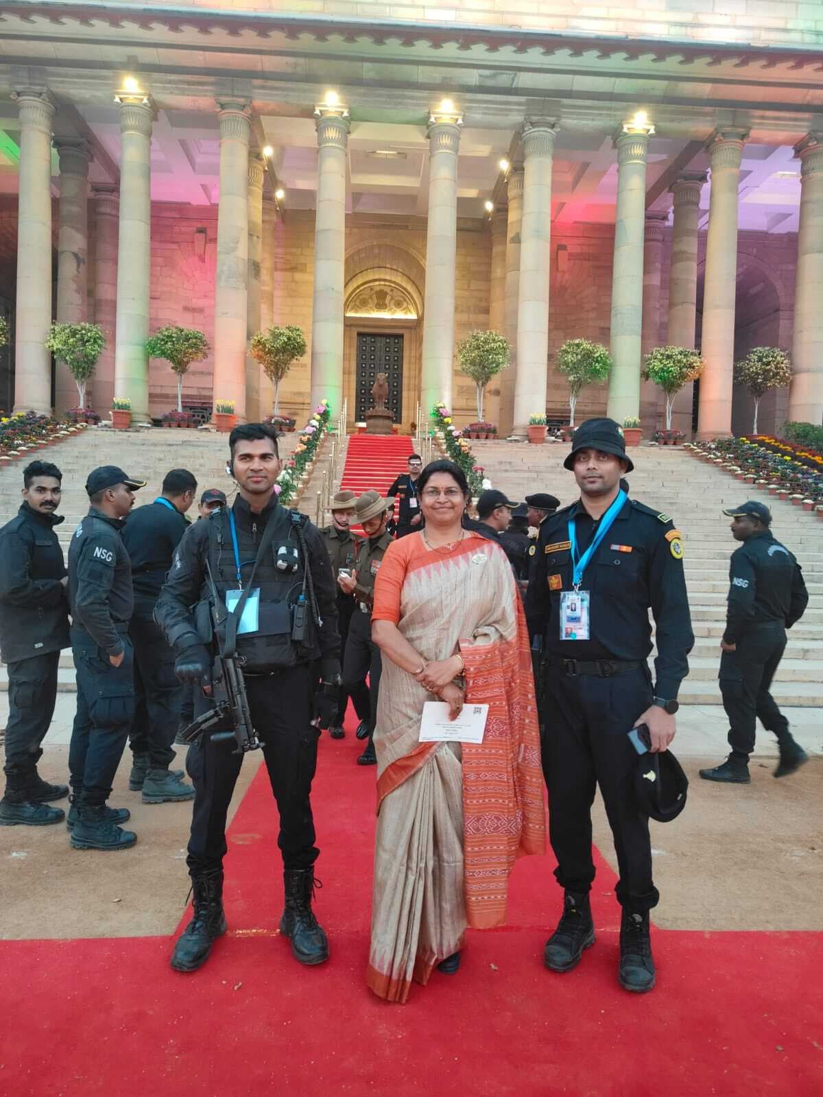 purnima mahto president dinner : राष्ट्रपति के रात्री भोज में पूर्णिमा महतो हुईं शामिल