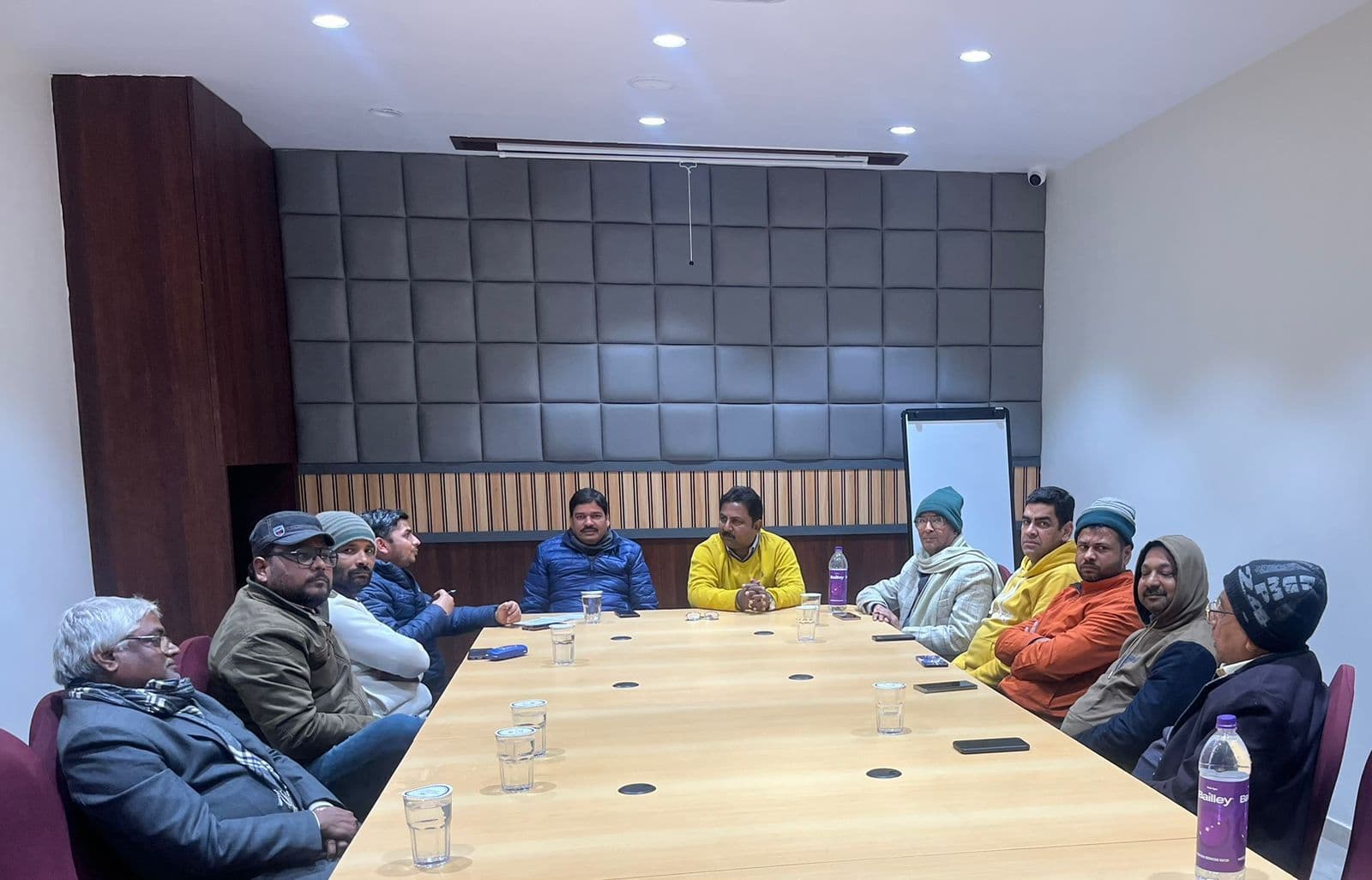 सुपौल चैंबर ऑफ कॉमर्स की हुई बैठक, बसंतपंचमी के दिन स्थायी कार्यालय का होगा शुभारंभ