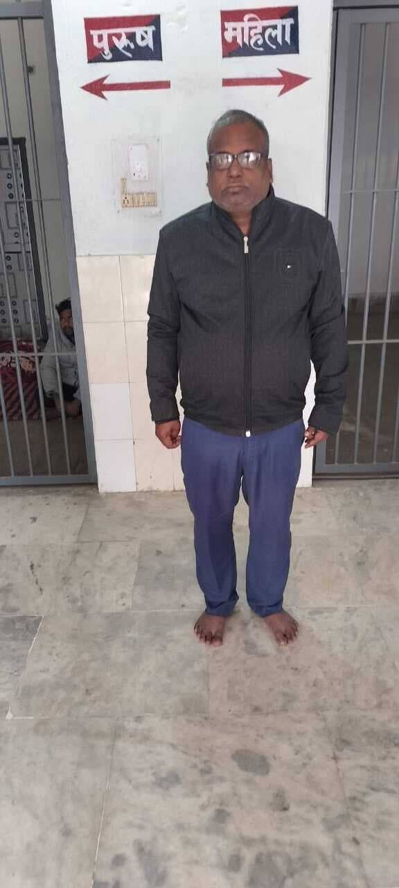 अलग-अलग मामले में फरार चल रहे तीन गिरफ्तार