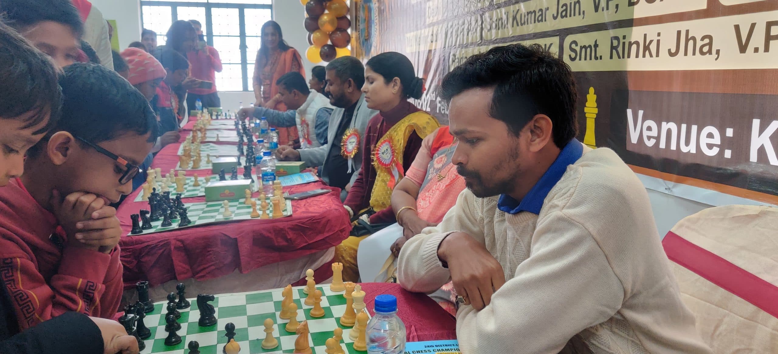 शतरंज खेल में मिले हार से भी सीख मिलती है: डीएम