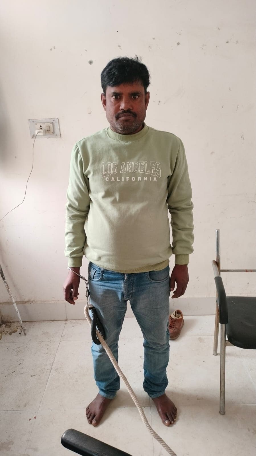 शातिर अपराधी शमिया को गिरफ्तार कर कटिहार पुलिस को किया हवाले