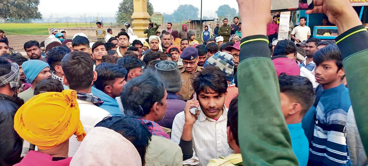 हथियारबंद बदमाश ने किशोर को मारी गोली, हालत गंभीर