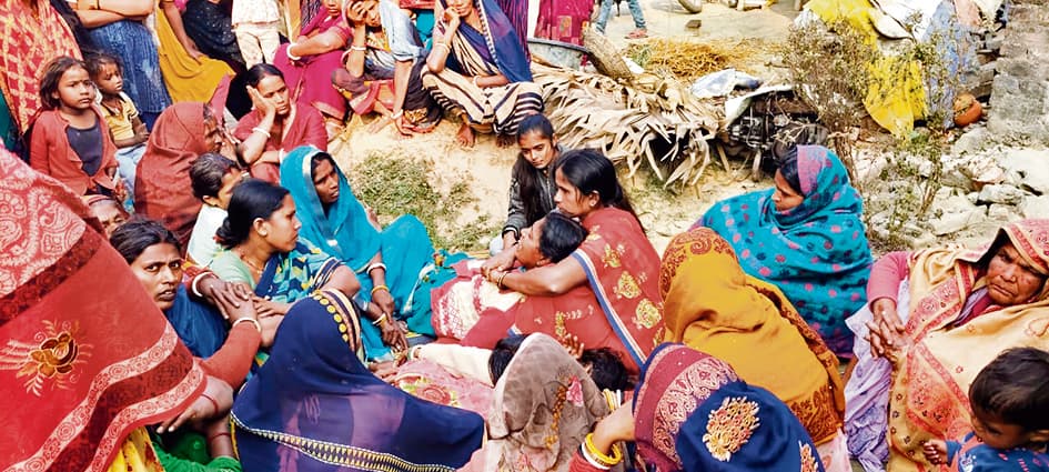 Hajipur News : पातेपुर के दो युवकों की बेंगलुरु में सड़क हादसे में मौत, शव पहुंचते ही मचा कोहराम