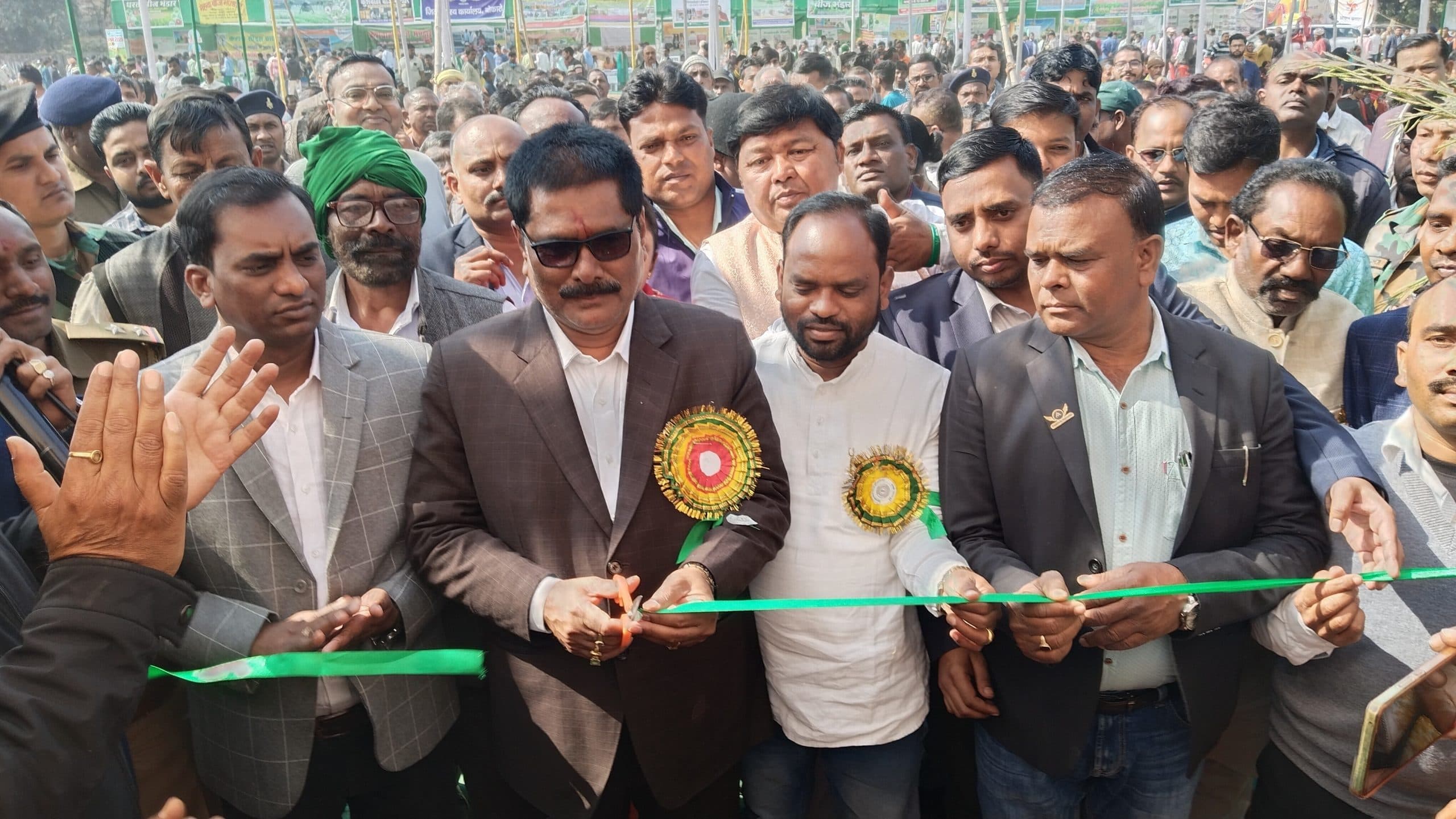 Bokaro News : गलत लाभुक का चयन करनेवाले पदाधिकारी बख्शे नहीं जायेंगे : योगेंद्र प्रसाद