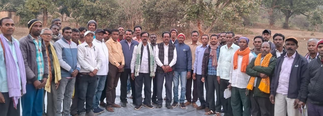 Bokaro News : खाली पड़े वनभूमि पर पौधरोपण कराये विभाग : विष्णुचरण महतो