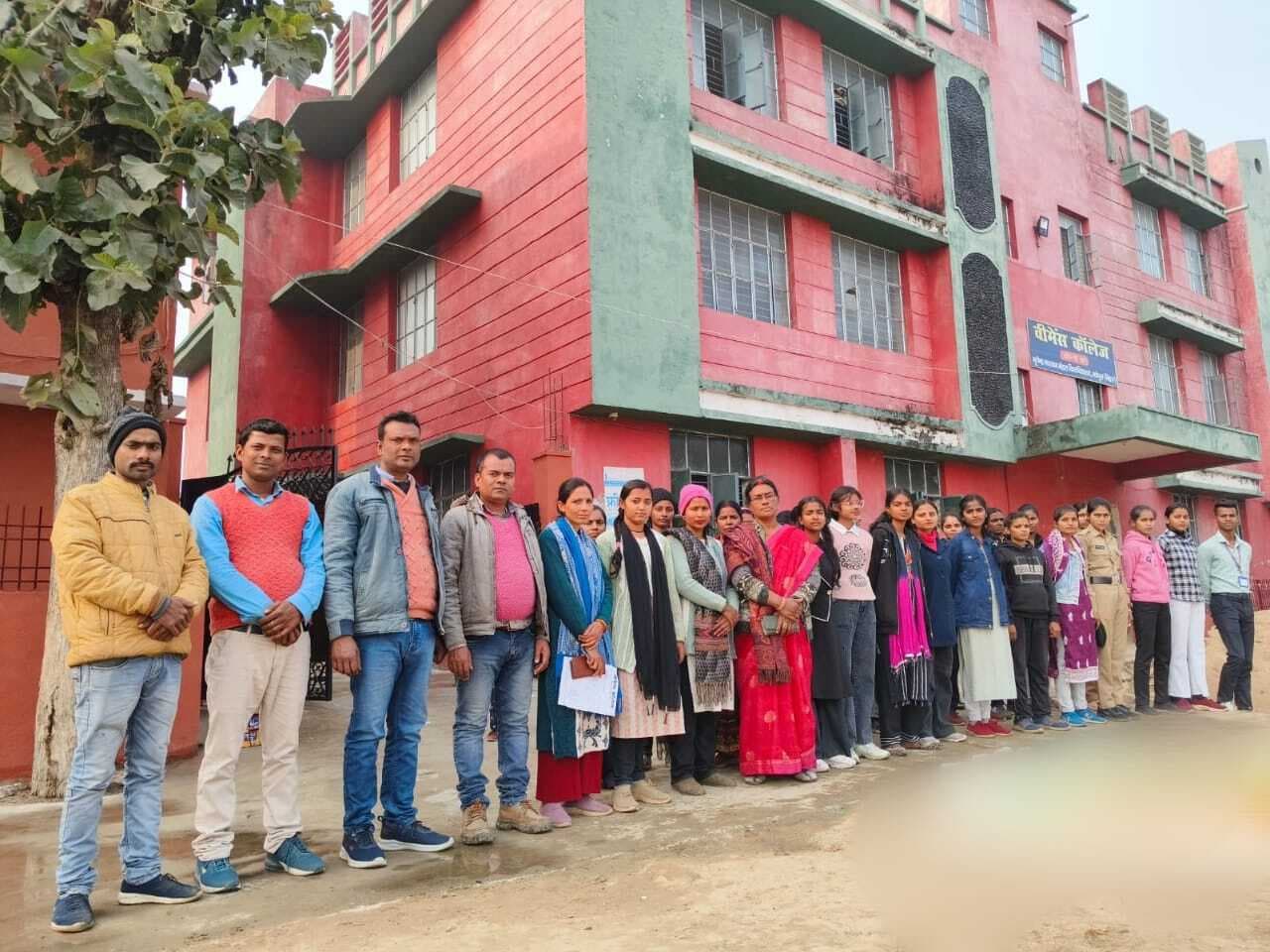 वीमेंस कॉलेज को अंगीभूत करने की उठी मांग