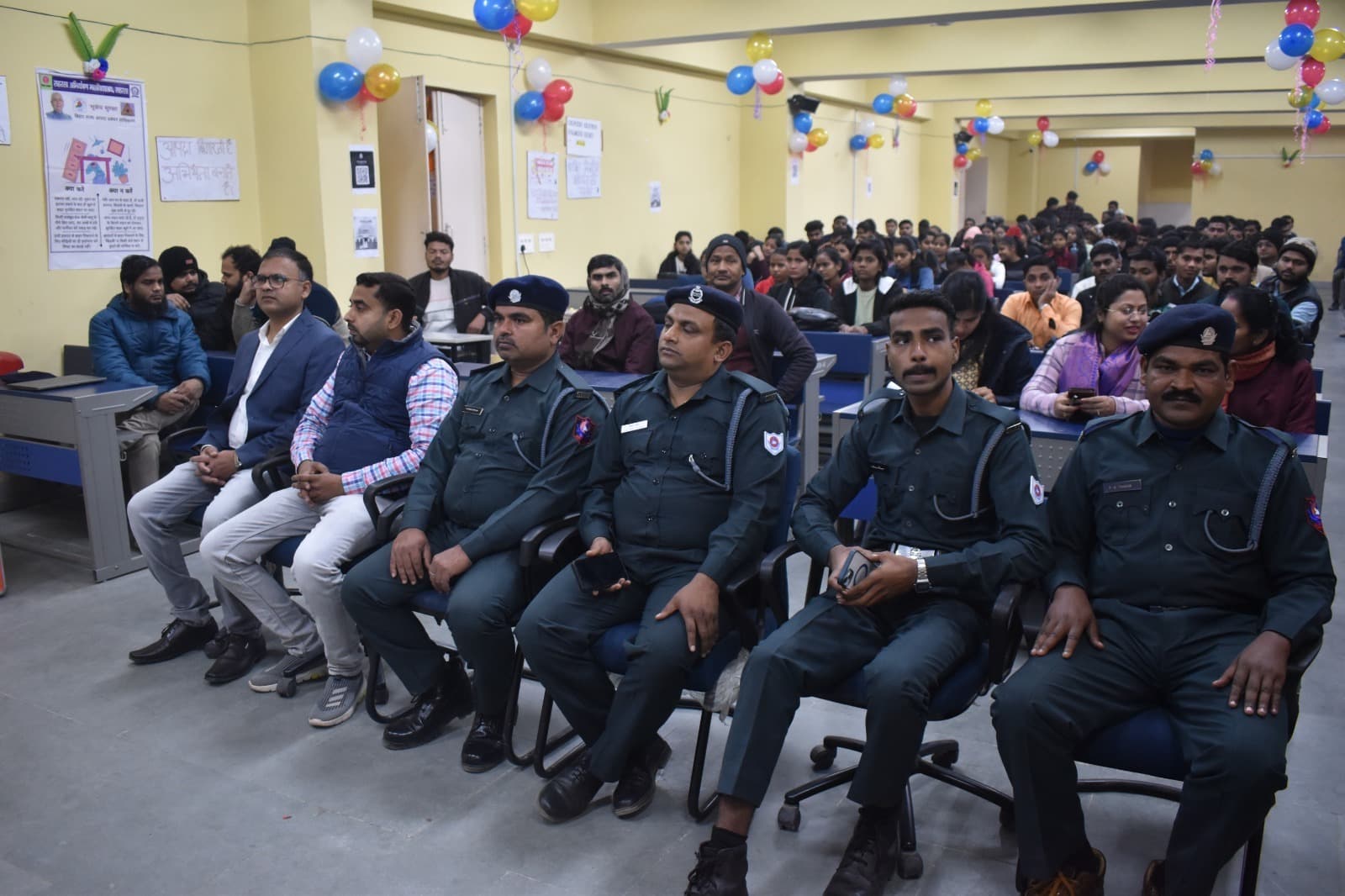 अभियंत्रण महाविद्यालय में भूकंप सुरक्षा पखवाड़ा का हुआ आयोजन